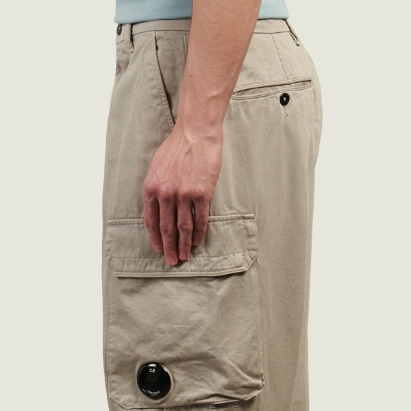 Брюки C.P. Company Cotton Gabardine Loose Cargo Pants 20CMPA185A110458G 904