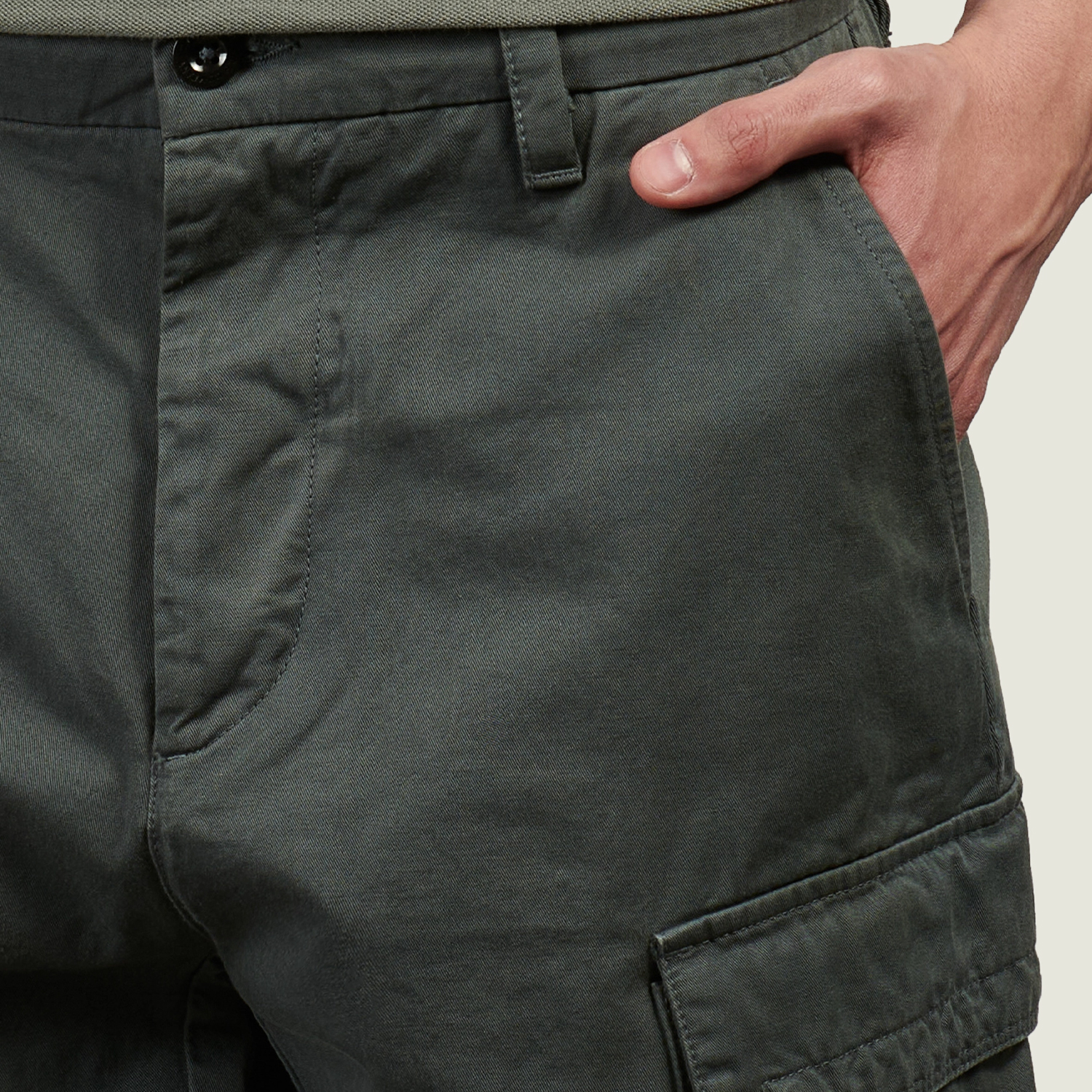 Брюки C.P. Company Cotton Gabardine Loose Cargo Pants 20CMPA185A110458G 921