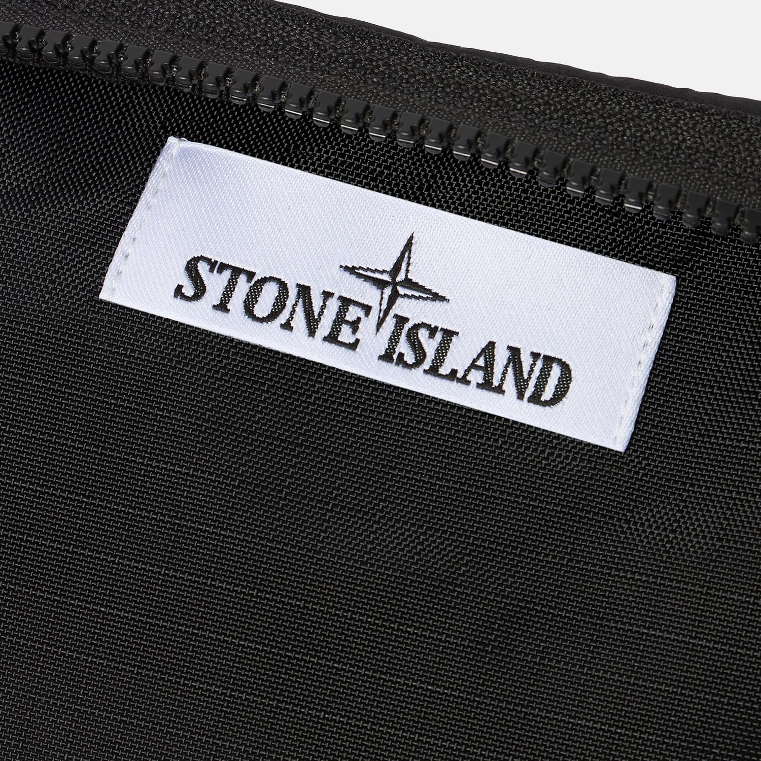 Поясная сумка Stone Island 9200014 COATED NYLON METAL IN ECONYL® L2S159200014S0251 V0029