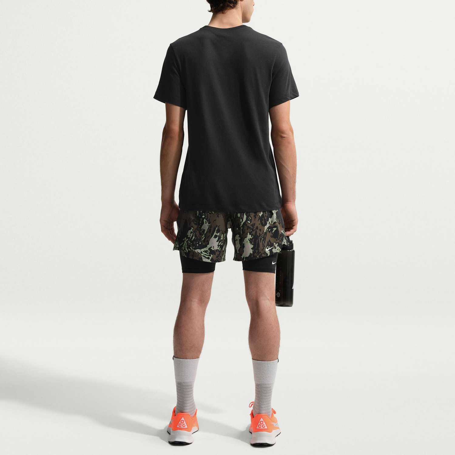 Футболка Nike ACG IO9629-010
