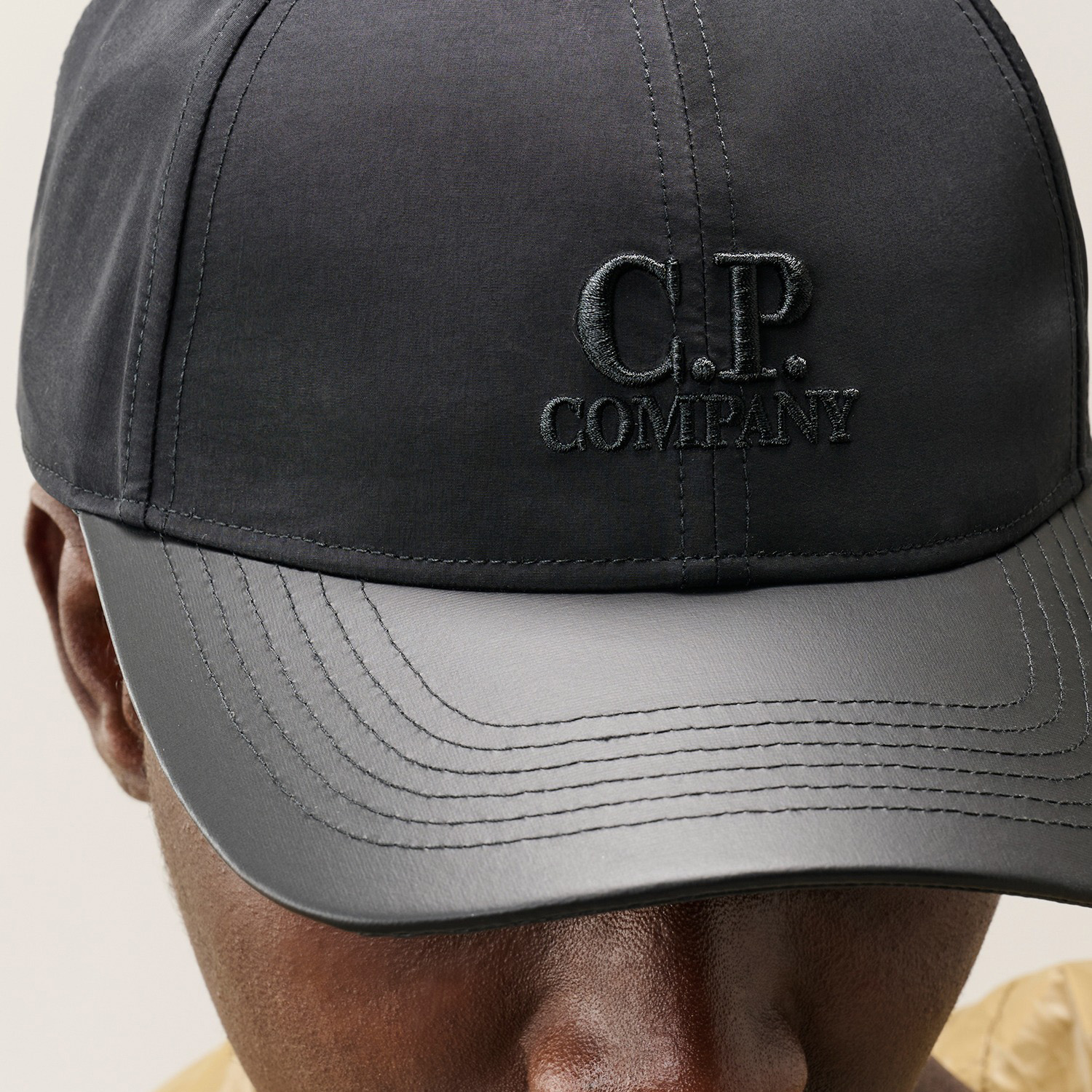 Кепка CP Company Casquette Flatt Nylon 21CMAC113A006252M 999