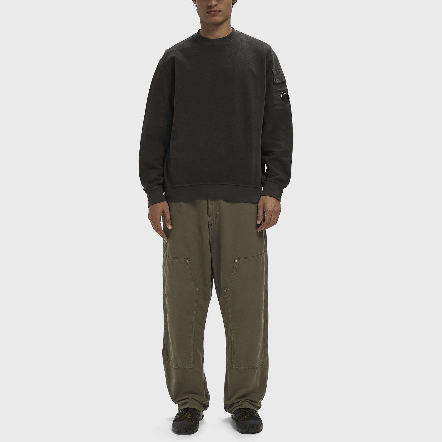 Свитшот C.P. Company Brushed Emerized Diagonal Fleece Crewneck Lens Sweatshirt 21CMSS192A006614G 999