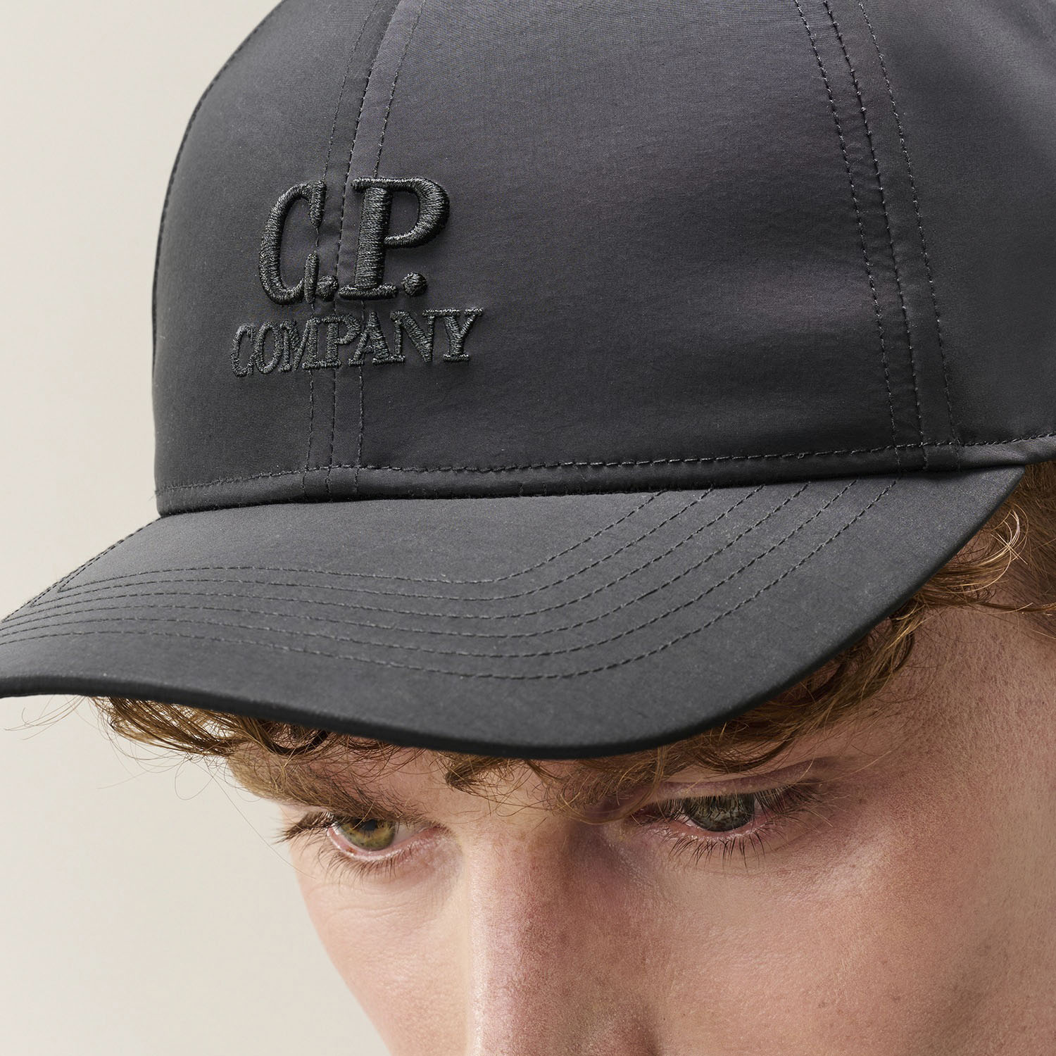 Кепка CP Company Chrome-R RCCMAC749A110545A 999