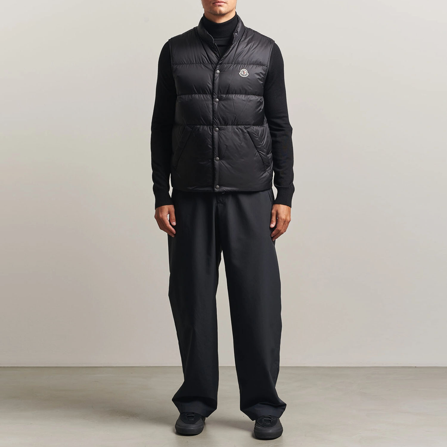 Жилет Moncler Tuquerouye Down Vest Black