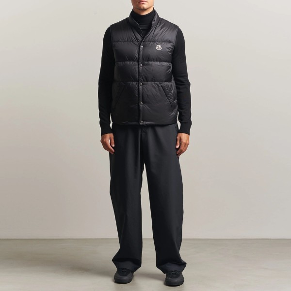 Жилет Moncler Tuquerouye Down Vest Black