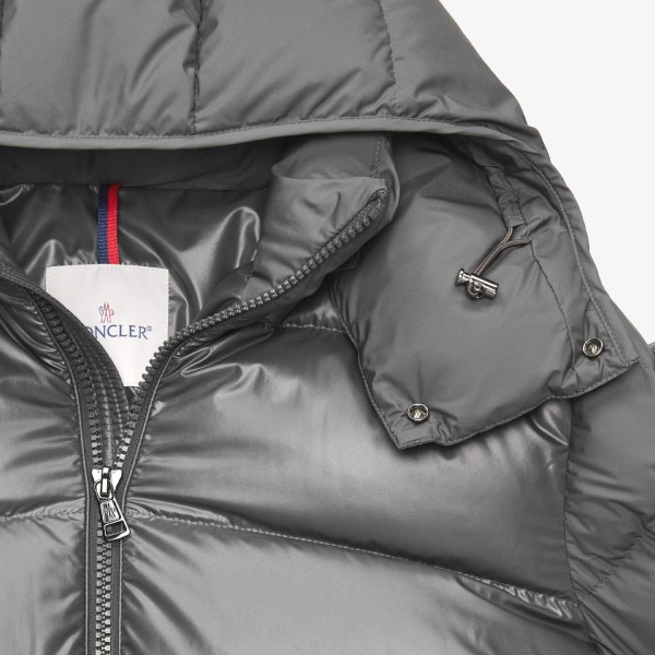 Пуховик Moncler Maya Hooded Short Down Jacket