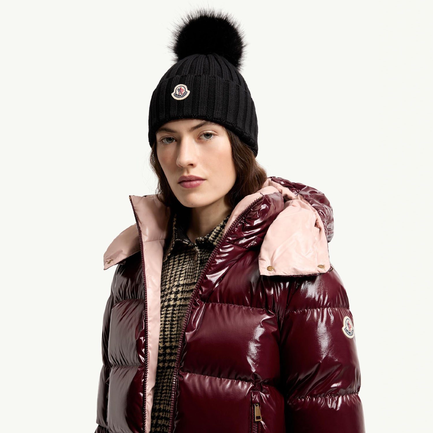 Шапка Moncler Wool Beanie with Pom Pom