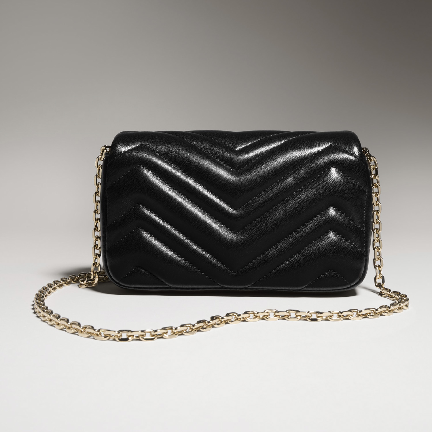 Жіноча сумка Gucci GG Marmont Mini 841290 AAFAX 1000