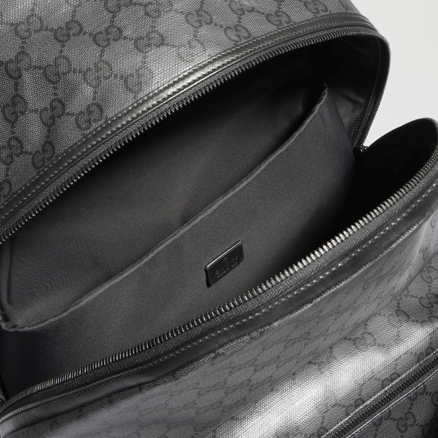 Рюкзак Gucci Essence Classic A0020S FAGAA 1000