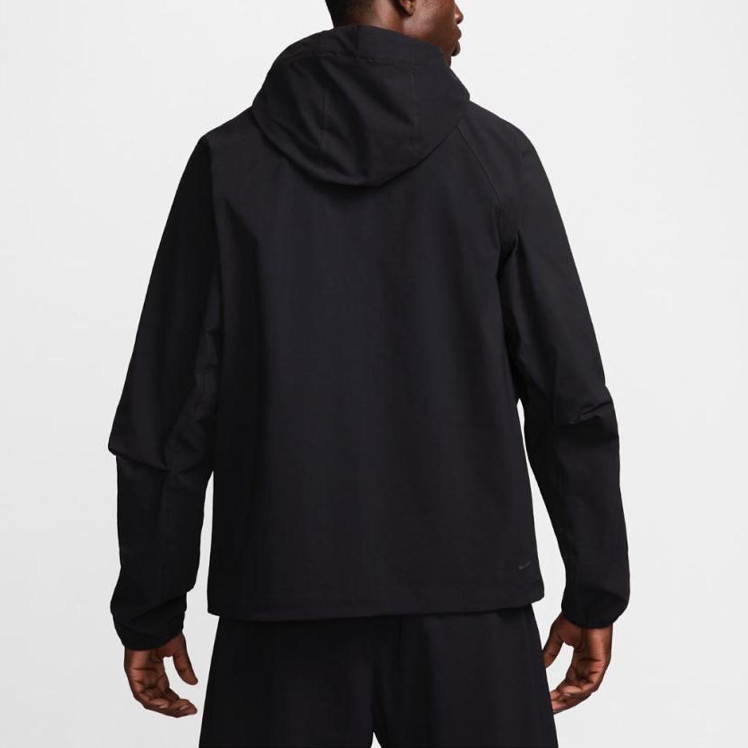 Вітровка Nike Tech Woven Jacket HM7151-010