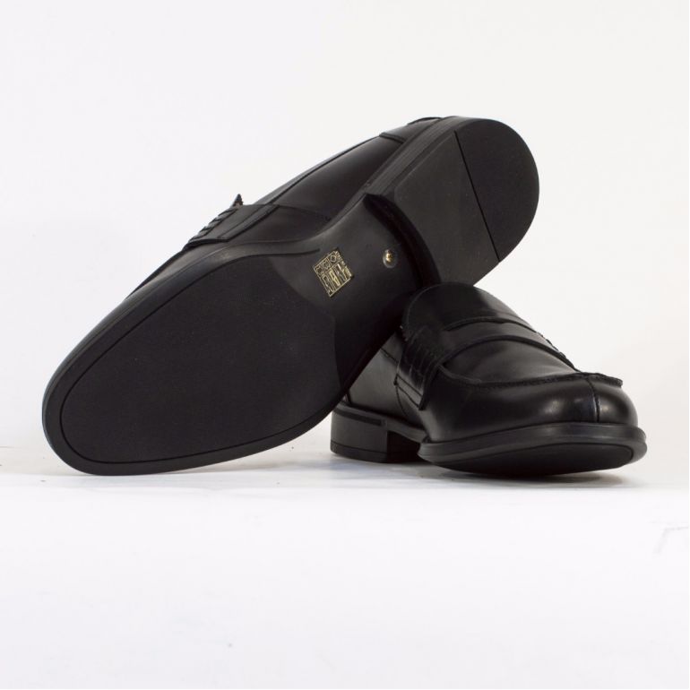 Туфлі Doucal's I3007 Vitello Nero N7381.