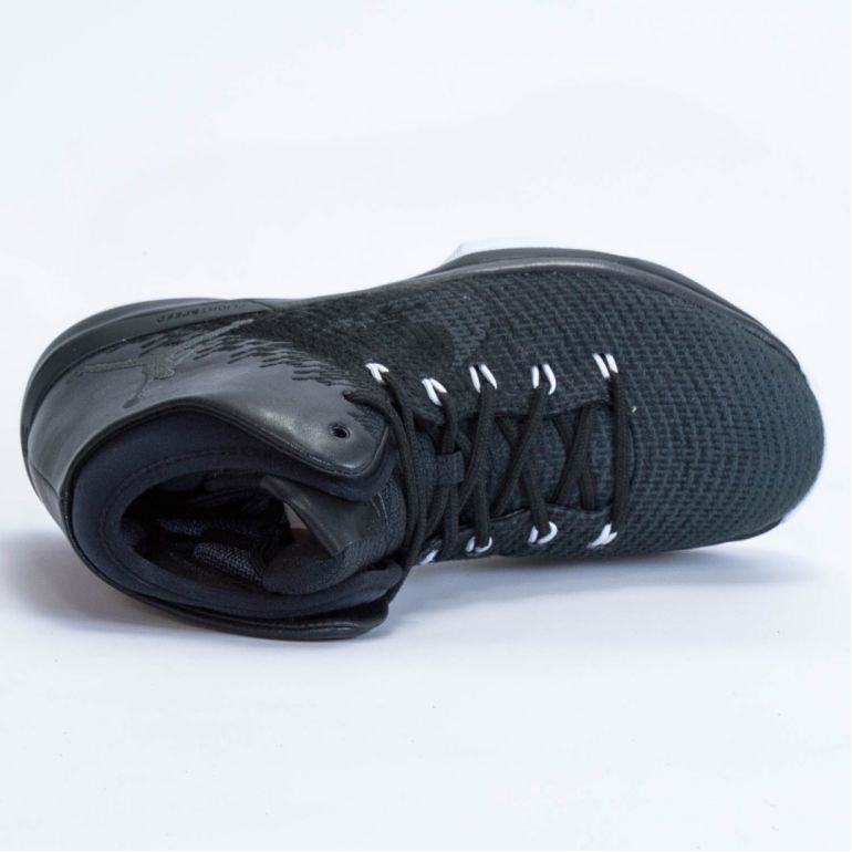 Высокие кроссовки Nike Jordan N7552.
