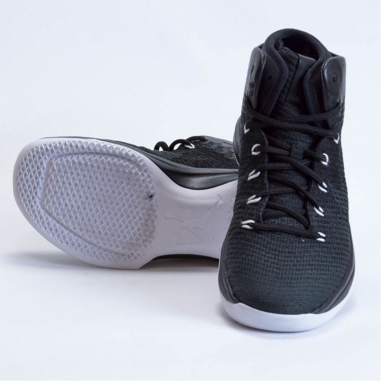 Высокие кроссовки Nike Jordan N7552.
