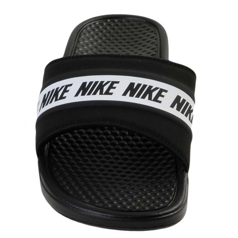 Шльопанці Nike N7990.