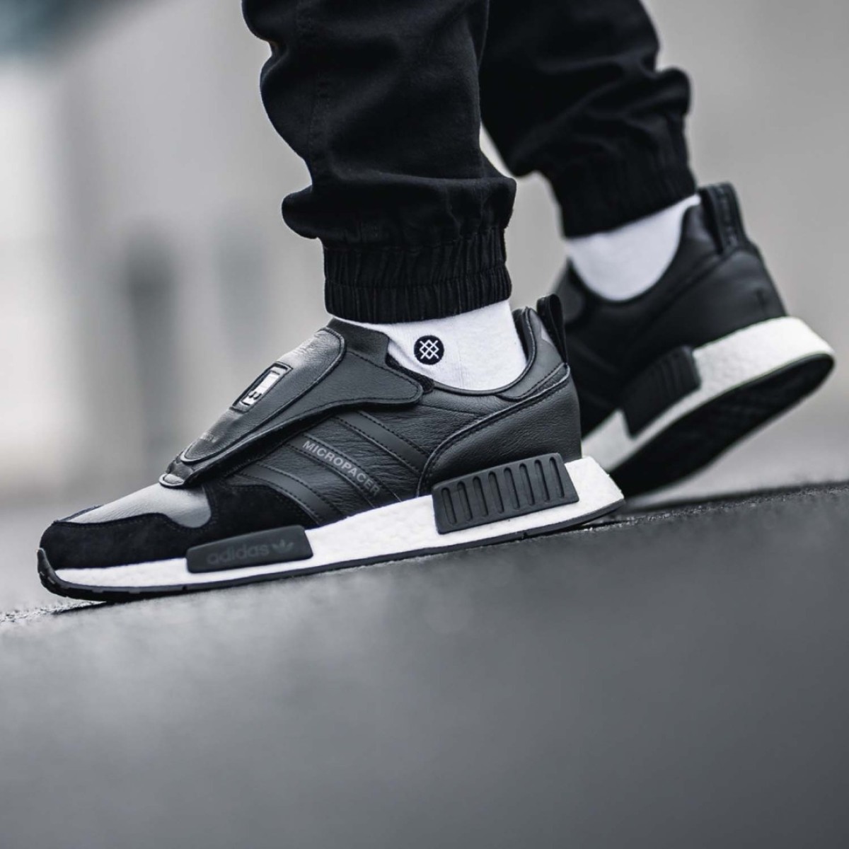 Кросівки Adidas EE3625