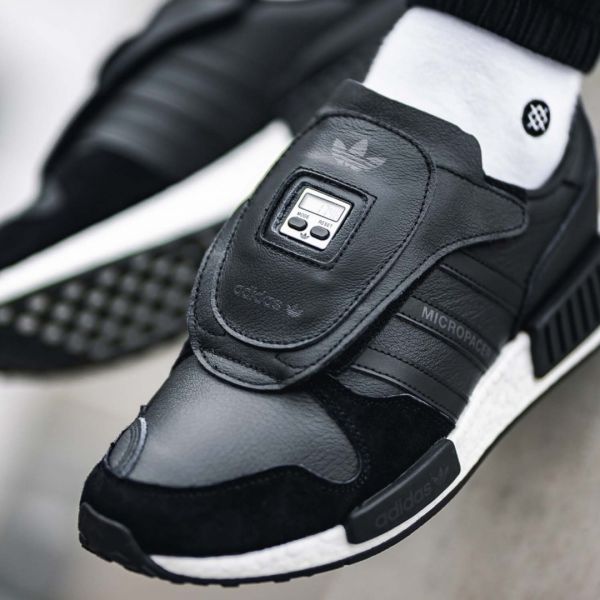 Кроссовки Adidas EE3625.