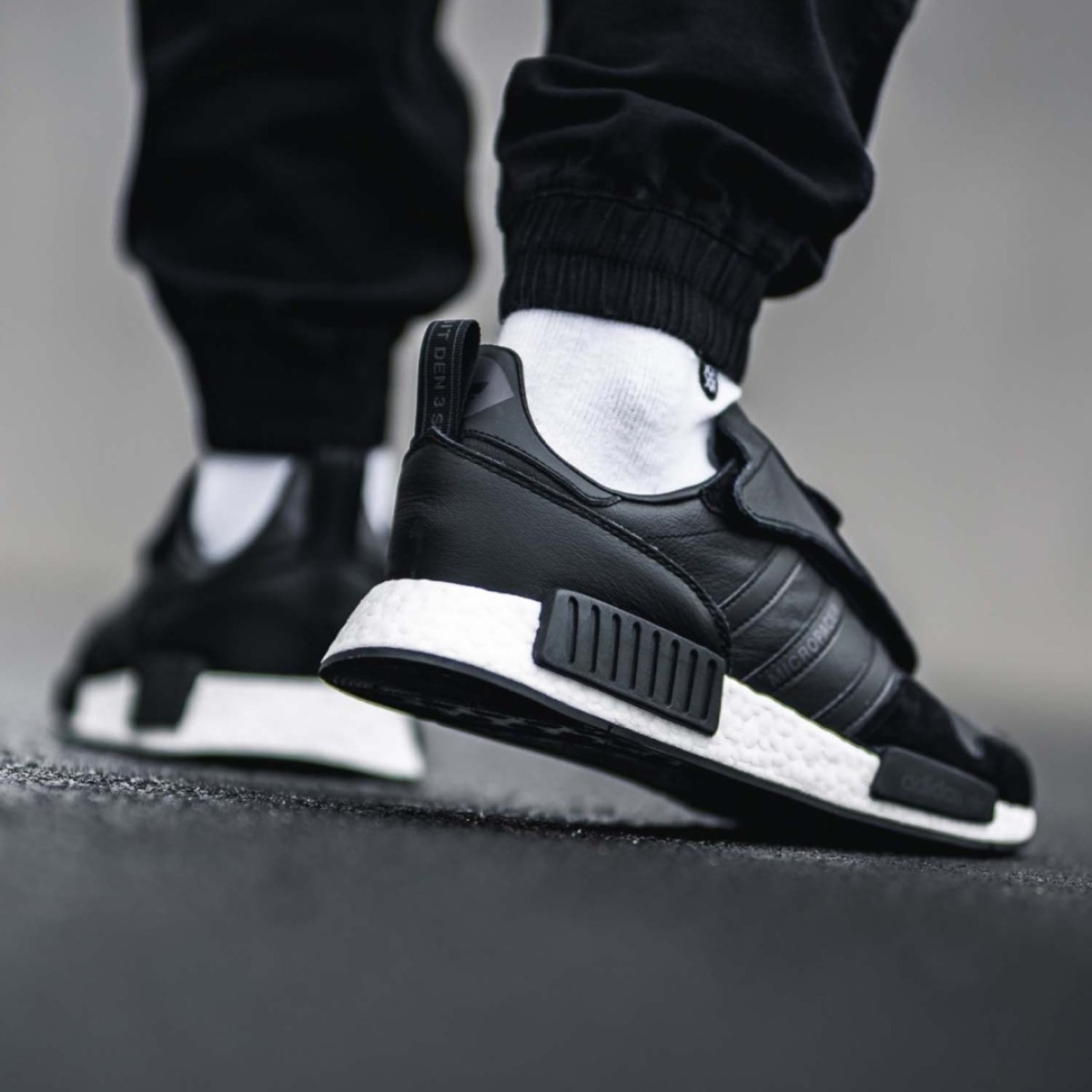 Кросівки Adidas EE3625