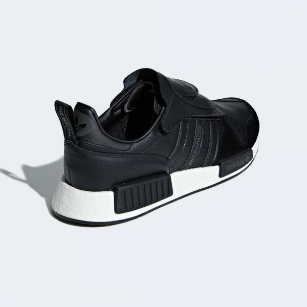 Кроссовки Adidas EE3625.