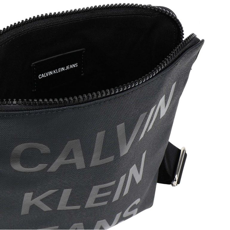 Сумка Calvin Klein k50k504732.
