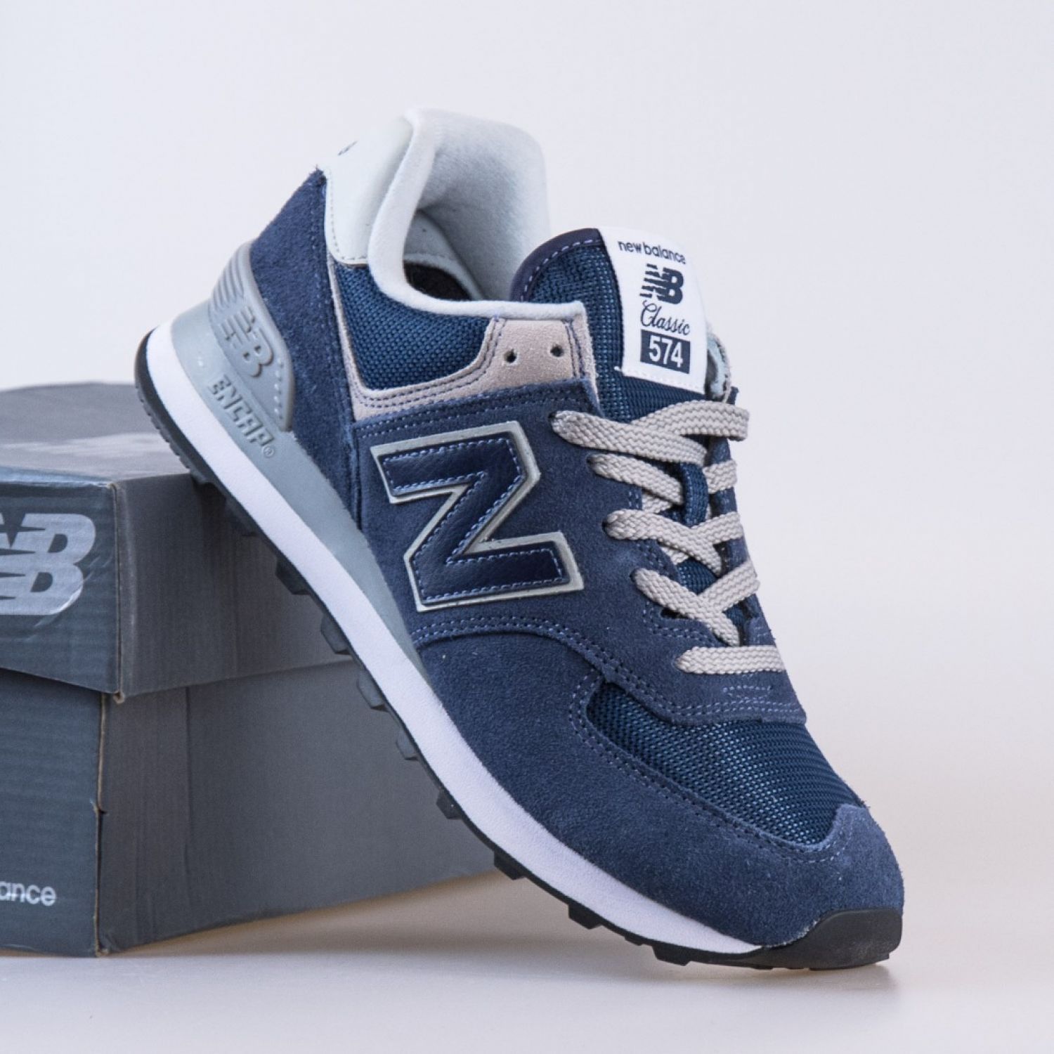 New Balance WL574EN brand centr