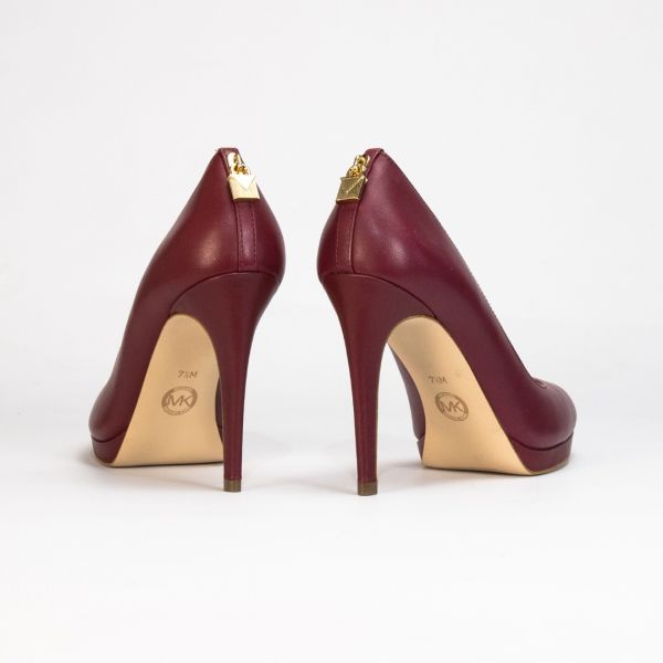 Туфлі Michael Kors Antoinette pump leather.