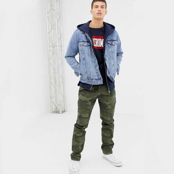 Футболка Abercrombie & Fitch 123-238-2449-204.