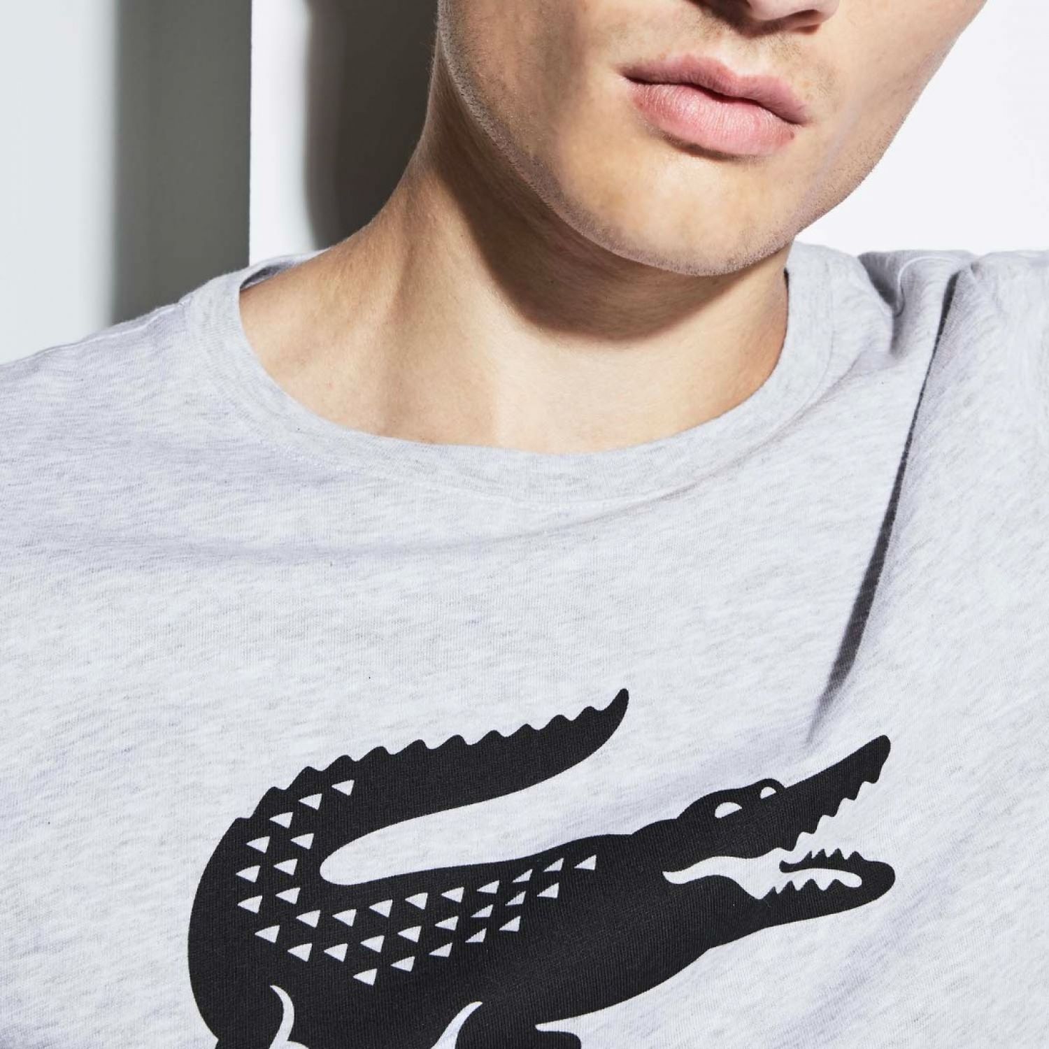 Lacoste TH3377 51 Y5J brand centr