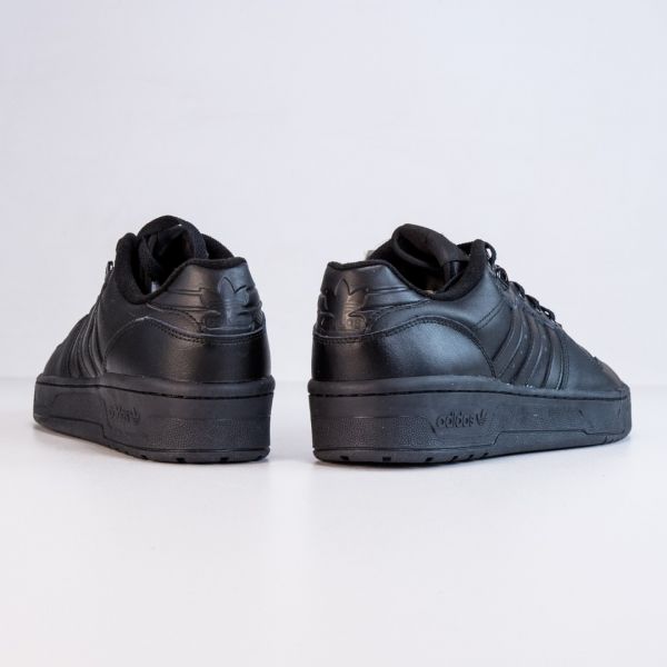 Кроссовки Adidas RIVALRY LOW.