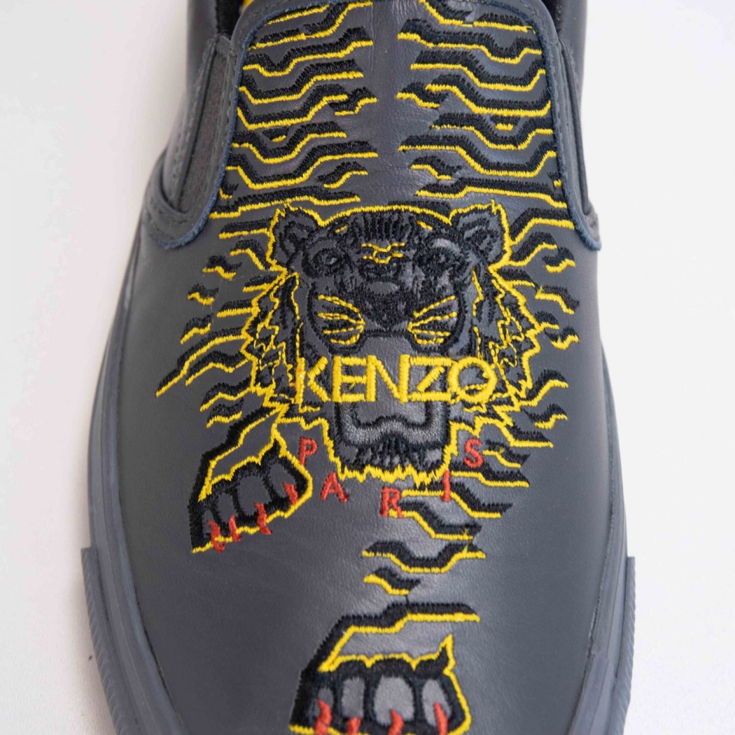Kenzo M55826 brand centr