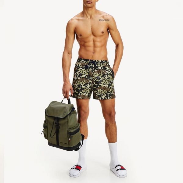 Шорты для плавания Tommy Hilfiger UM01729 970 D2.