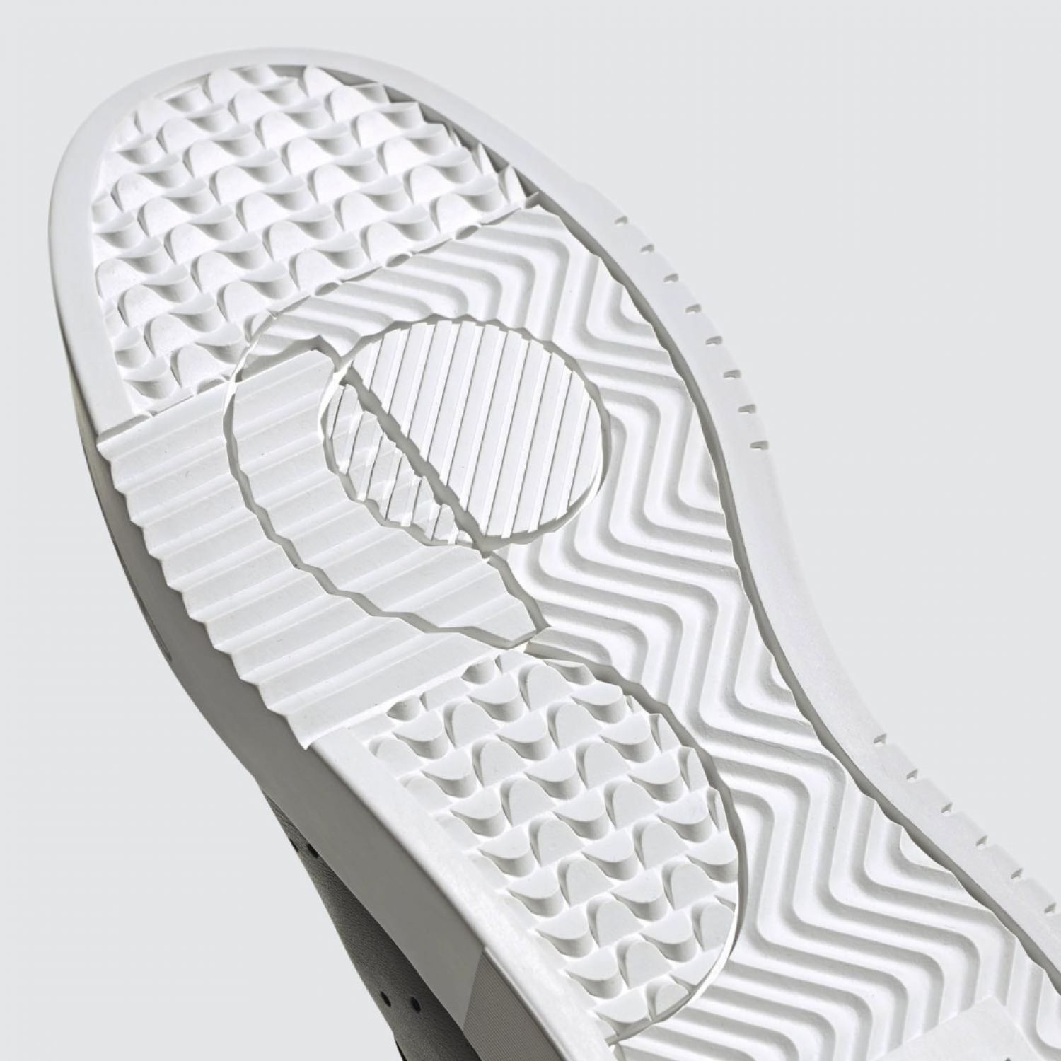 Adidas Supercourt