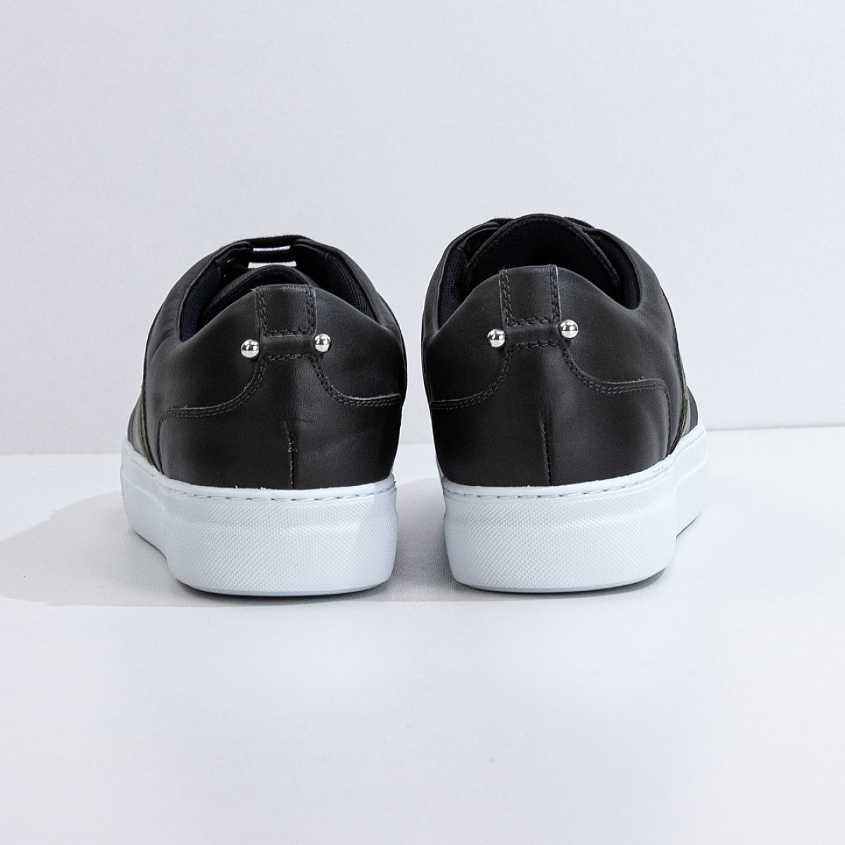 Кеди Neil Barrett Modernist City Trainer