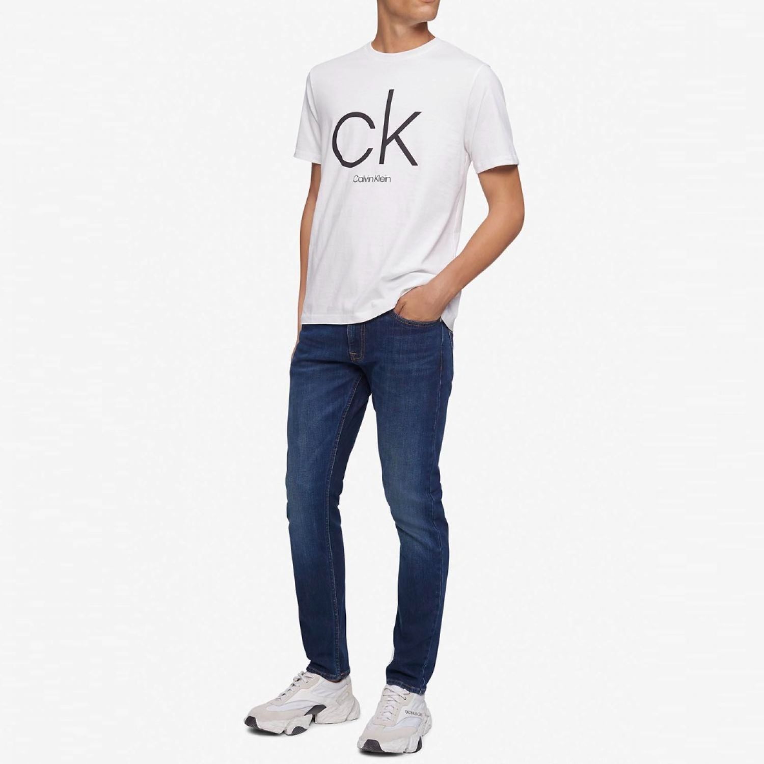 Calvin klein usa. Футболка Кельвин Кляйн мужская цена оригинал. ￼CK logo Crewneck t-Shirt item #: 21876912-453