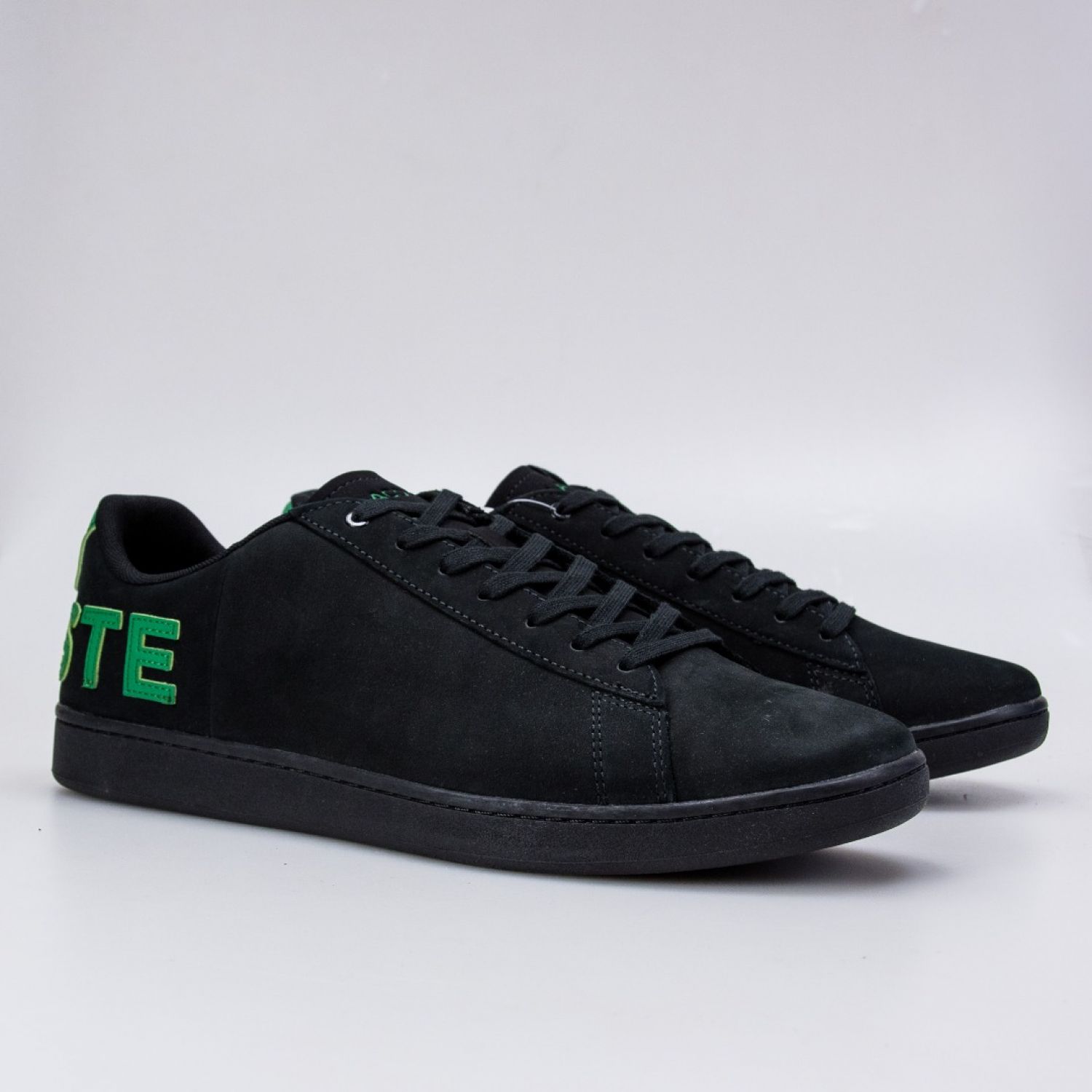 Lacoste Carnaby EVO 120 11 U SMA NUBUCK SYN BLK GRN brand centr