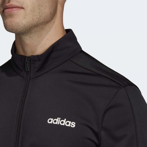 Спортивный костюм Adidas MTS Basics.