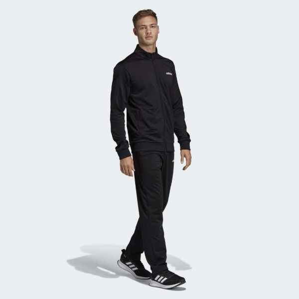 Спортивный костюм Adidas MTS Basics.