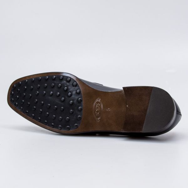 Лоферы Tod's Mocassino Cuoio Iniez Gomma TA HBR Nero.
