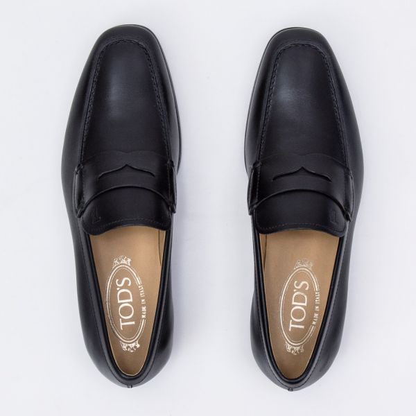 Лоферы Tod's Mocassino Cuoio Iniez Gomma TA HBR Nero.