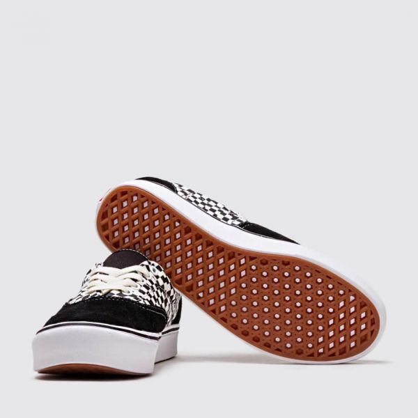 Кеды Vans Comfycush Era.
