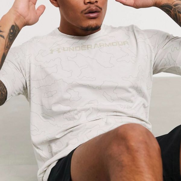 Футболка Under Armour 1357728.