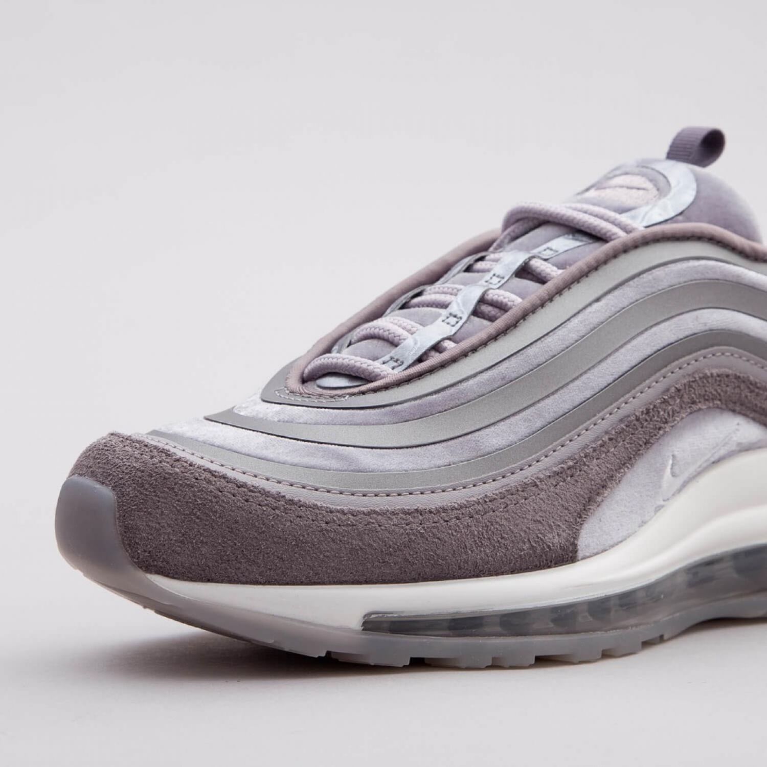 Nike W Air Max 97 UL 17 LX brand centr