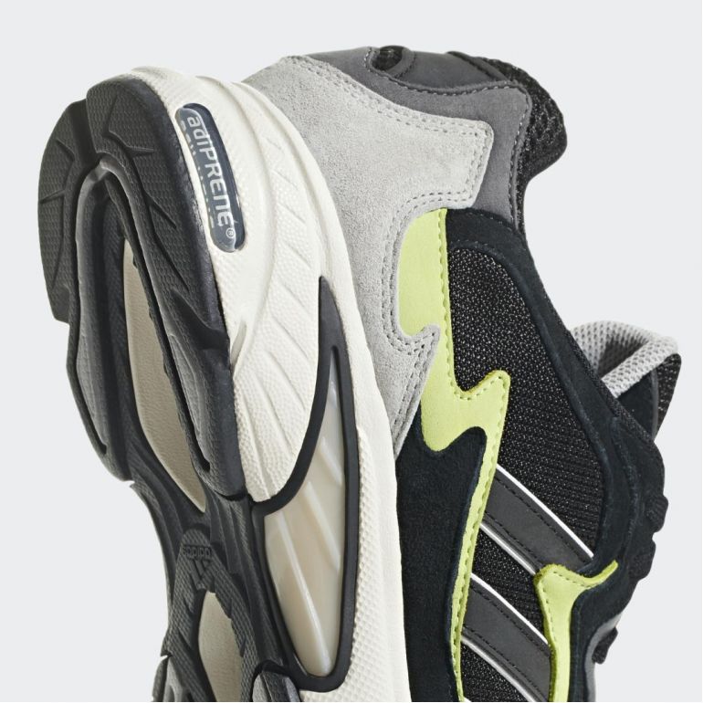 Кросівки Adidas Temper Run Cblack/Cblack/Glow.
