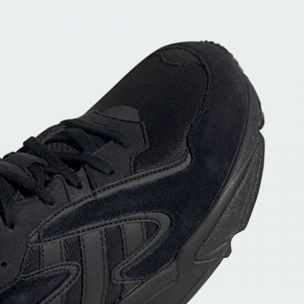 Кроссовки Adidas Yung-96 Chasm.