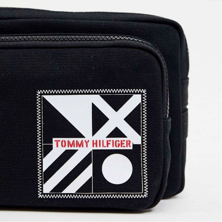Поясная сумка Tommy Hilfiger 69J0766 001.