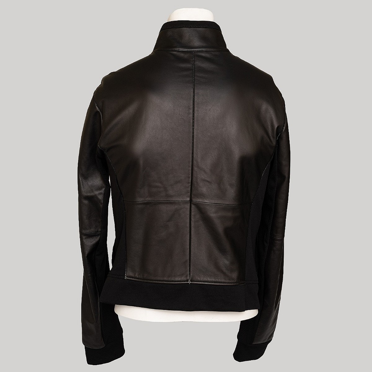 Шкіряна куртка Armani 11R20P/11P36 — купити в Україні | Emporio