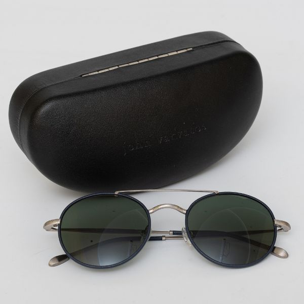 Очки от солнца John Varvatos 52-21-145.