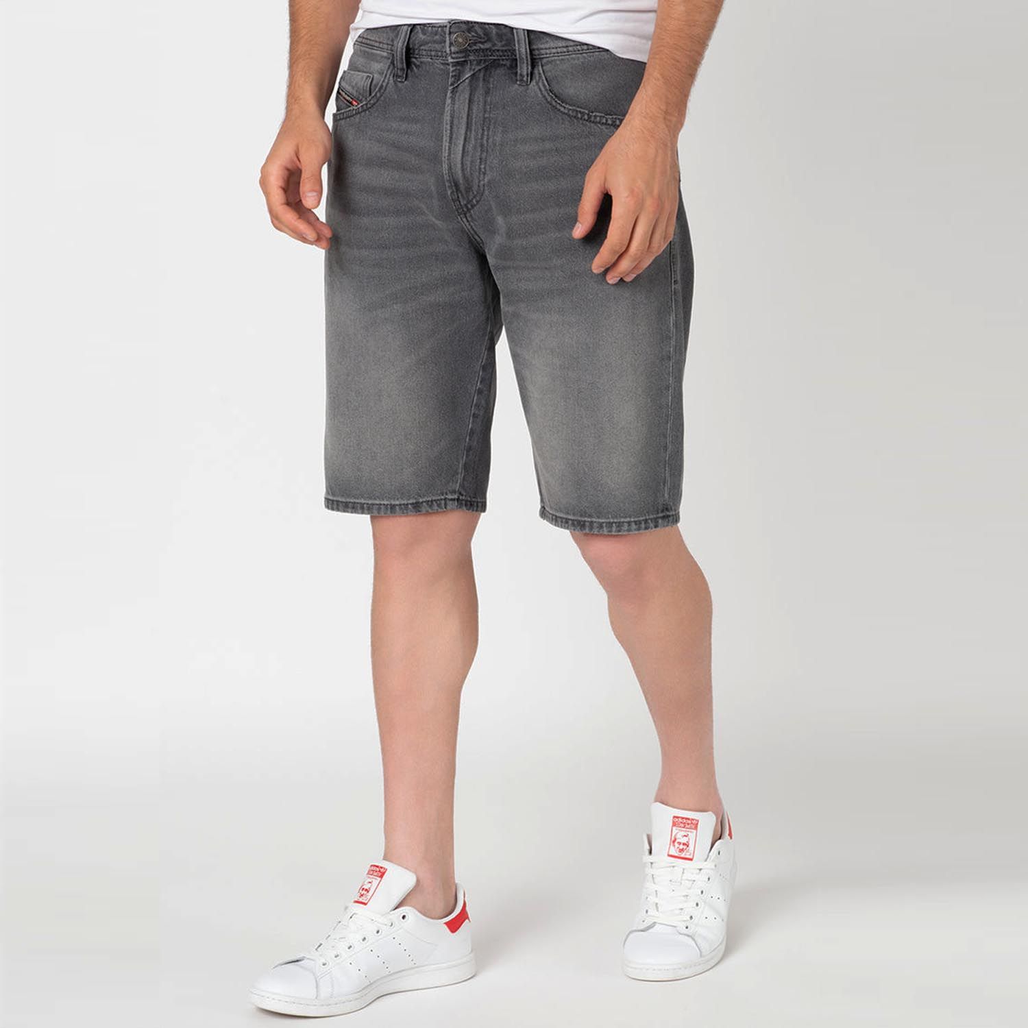 Diesel Thoshort 00SD3U 0JAXI 02 brand centr