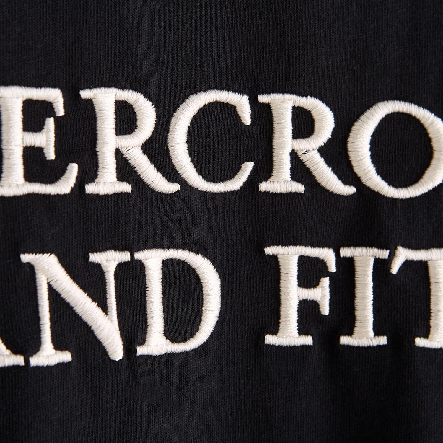 Футболка Abercrombie & Fitch 123-238-2986-900