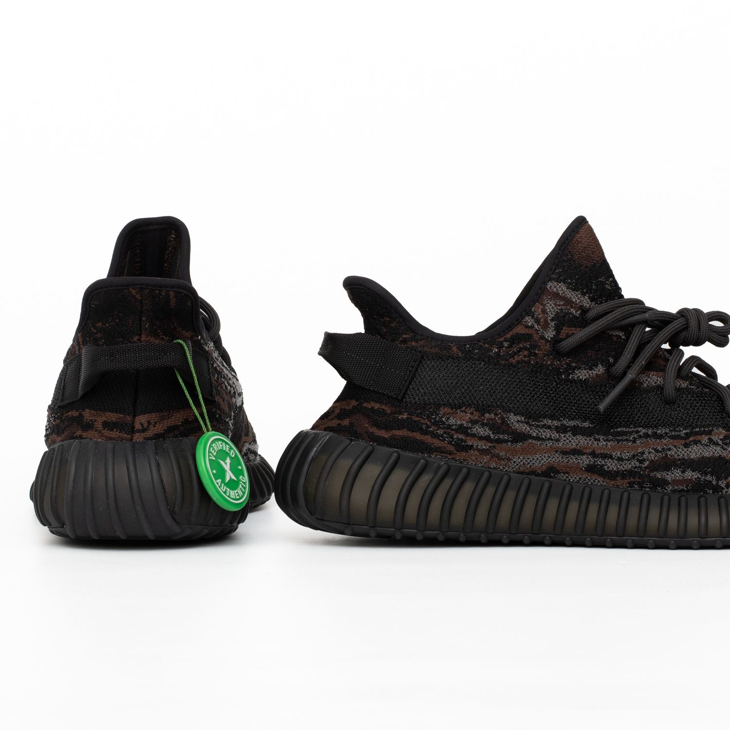 Yeezy boost 350 sales v2 scontate