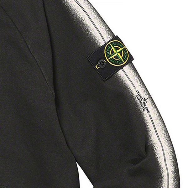 Худи Stone Island Supreme.